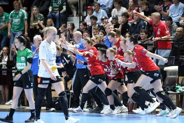 handball, ehf european league, 1 2 finale, thuringer - viborg NICOLAS GOISQUE MAXPPP - 16-5-2026, 15h00, handball, ehf european league, 1 2 finale, thuringer hc - viborg hk, l explosion de joie des allemandes de thuringer au coup de sifflet final  Copyright: xMAXPPPxNICOLASxGOISQUEx GSQ202605166153 GSQ202605166153