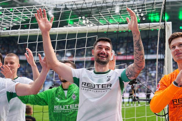 16.05.2026, xydrx, Herren, Fußball, 1.Bundesliga, Borussia Mönchengladbach - TSG 1899 Hoffenheim, Saison 2025 2026, Borussia-Park: Tim Kleindienst (Borussia Mönchengladbach, 11) bejubelt den Sieg DFB regulations prohibit any use of photographs as image sequences and or quasi-video. Copyright: HMBxMedia YannisxDreimann
