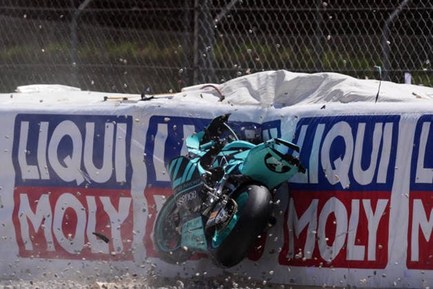 May 16, 2026, Montmelo, Barcelona, Barcelona: MONTMELO, SPAIN - MAY 16: Alex Escrig 11 of KLINT Racing Team crashes during the Moto2 Qualifying 2 at the Moto2 Grand Prix of Catalunya at Circuit de Barcelona-Catalunya on May 16, 2026 in Montmelo, Spain. MotoGP Grand Prix Of Catalunya 2026  - ZUMAs316 20260516_znp_s316_061 Copyright: xMartixSeguraxRamonedax
