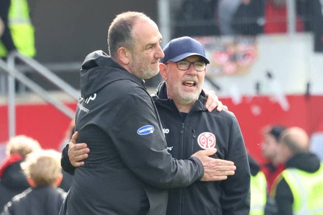 16.05.2026, xrekx, Fussball 1.Bundesliga, 1.FC Heidenheim - FSV Mainz 05 v.l. Spielende Frank Schmidt Trainer (1.FC Heidenheim 1846) Urs Fischer Trainer (1.FSV Mainz 05) (DFL DFB REGULATIONS PROHIBIT ANY USE OF PHOTOGRAPHS as IMAGE SEQUENCES and or QUASI-VIDEO) Heidenheim