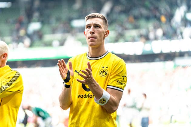 Deutschland: Bundesliga 2025 2026 34. Spieltag, SV Werder Bremen vs. Borussia Dortmund Samstag, 16.05.2026 Weserstadion, Bremen Nico Schlotterbeck (Borussia Dortmund, 4) Copyright: xCelinaxLeiersx
