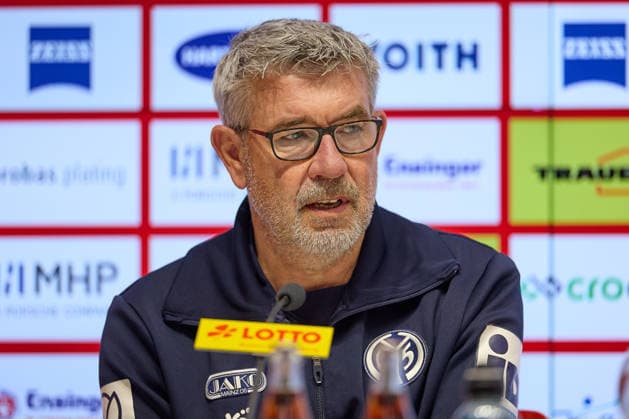 Urs Fischer (1. FSV Mainz 05, Cheftrainer) in der Pressekonferenz PK GER, 1. FC Heidenheimn vs. FSV Mainz 05, Fussball, Herren, 1. Bundesliga, 34. Spieltag, Spielzeit 2025 2026, 16.05.2026 DFL, DFB regulations prohibit any use of photographs as image sequences and or quasi-video GER, 1. FC Heidenheimn vs. FSV Mainz 05, Fussball, Herren, 1. Bundesliga, 34. Spieltag, Spielzeit 2025 2026, 16.05.2026 Heidenheim Copyright: xEibner-Pressefoto GeraldxOelze-dexStoppanyx EP_ODS