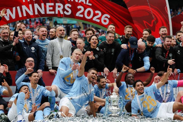FA Cup Final Chelsea v Manchester City Wembley Stadium 16.05.2026 Manchester City players celebrate with the cup at the end FA Cup Final Chelsea v Manchester City Wembley Stadium 16.05.2026 Times Photographer Bradley Ormesher.  Copyright: xBradleyxOrmesherx NINTCHDBPICT001081323513
