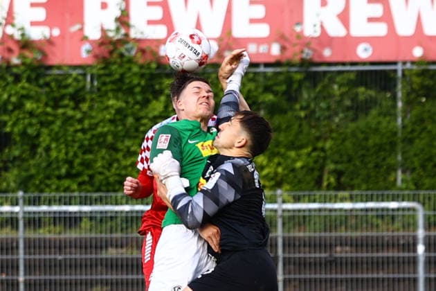 Fußball I Herren I Saison 2025 2026 I Regionalliga Nord I 34.Spieltag I Eintracht Norderstedt - HSC Hannover I 16.05.2026 Fabian Weigel (4, HSC Hannover) Kai Patrick Bäte (22, HSC Hannover) Norderstedt Edmund Plambeck Stadion Schleswig-Holstein Deutschland Copyright: xLobeca RalfxHomburgx