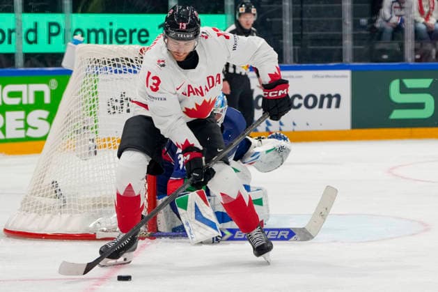 FRIBOURG, SWITZERLAND - MAY 16: Gabriel Vilardi of Canada in action during the 2026 IIHF Ice hockey, Eishockey World Championship, WM, Weltmeisterschaft Switzerland game between Italy and Canada at BCF Arena on May 16, 2026 in Fribourg, Fribourg. Fribourg BCF Arena Fribourg Switzerland Copyright: xJustPictures.ch JarixPestelaccix jp-en-EuSpIm-JP6_JAR_Italy_Canada_16May2026_00095