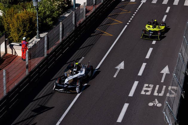 2026 FORMULA E MONACO ePRIX 13 DA COSTA Antonio Felix (prt), Jaguar TCS Racing, Jaguar I-Type 7, action 28 DRUGOVICH Felipe (bra), Andretti Formula E, Porsche 99X Electric, action during the Monaco ePrix, 9th and 10th round of the 2025-26 ABB FIA Formula E World Championship, WM, Weltmeisterschaft on the Circuit de Monaco from Mai 16 to 17, 2026 in Monte-Carlo, Monaco - Copyright: xGERMAINxHAZARDx