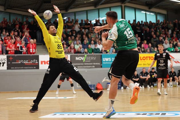 16.05.2026, Handball, Herren, 3. Liga, Saison 2025 2026, Aufstiegsrunde, HG Saarlouis - ASV Hamm-Westfalen, Yves Kunkel (HG Saarlouis), Marcos Vinicois Colodeti (ASV Hamm-Westfalen) Saarlouis Stadtgartenhalle Saarland Deutschland (DEU) Copyright: xSebastianxBachx