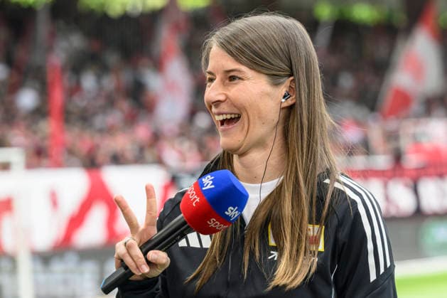 v.l.: Marie-Louise Eta ( 1.FC Union Berlin, Trainerin), GER, Berlin, 1. FC Union Berlin gegen FC Augsburg, 1. Bundesliga, Fußball, DFB, letzter Spieltag, Saison 2025 2026, Alte Försterei, 16. Mai 2026, DFB DFL REGULATIONS PROHIBIT ANY USE OF PHOTOGRAPHS AS IMAGE SEQUENCES AND OR QUASI-VIDEO, Copyright: HMBxMedia UwexKoch