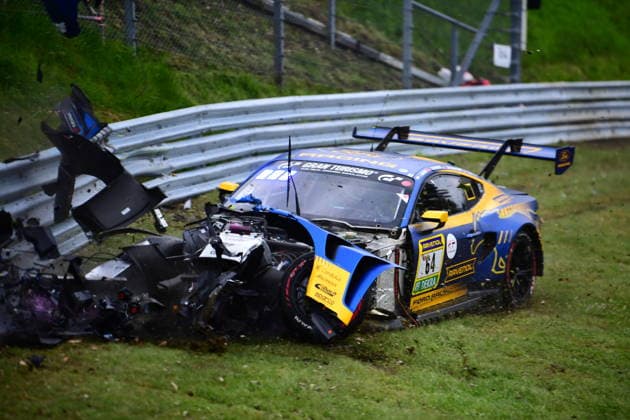 HRT Ford Racing ( 64) SP 9. Das Fahrzeug fährt auf der Rennstrecke beim ADAC RAVENOL 24h Nürburgring 2026. Rheinland-Pfalz Deutschland