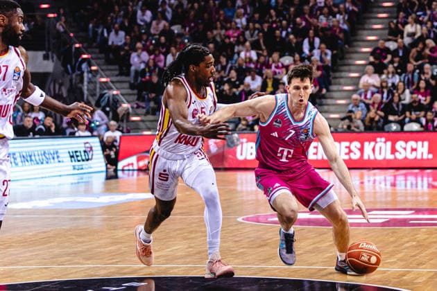 easyCredit Basketball Bundesliga, Playoff-Viertelfinale: Telekom Baskets Bonn vs. Fitness First Baskets Würzburg, 16.05.2026 Grayson Murphy (Telekom Baskets Bonn 7) und Marcus Carr (Würzburg 5) - easyCredit Basketball Bundesliga, Playoff-Viertelfinale: Telekom Baskets Bonn vs. Fitness First Baskets Würzburg, 16.05.2026, Telekom Dome Bonn Copyright: xBEAUTIFULxSPORTS Derixx