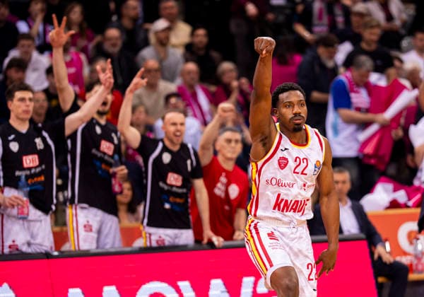 Johnathan Stove (Fitness First Wuerzburg Baskets, 22) Telekom Baskets Bonn - Fitness First Würzburg Baskets 16.05.2026 Basketball, easyCredit Basketball Bundesliga, Playoffs, Viertelfinale Spiel 1, GER, Bonn, Telekom Dome Bonn Copyright: HMBxMedia xMarcoxBader