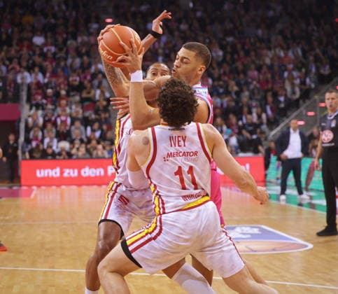Alijah Comithier Telekom Baskets Bonn vs. Fitness First Würzburg Baskets Playoffs Viertelfinale Spiel 1 - Saison 2025 26