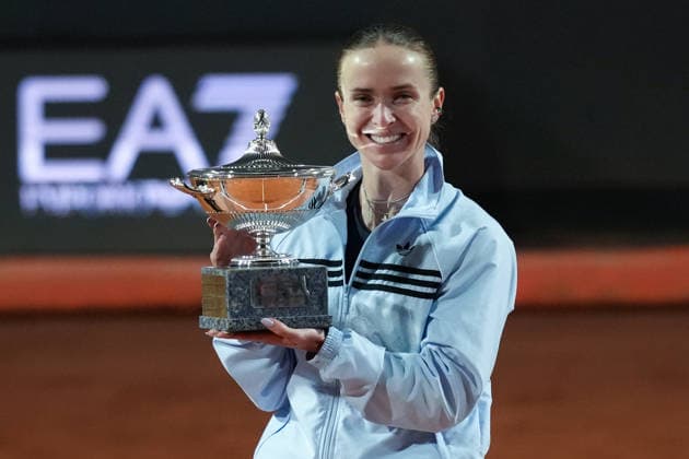 Elina Svitolina of Ukraine lifts the trophy after winning the Internazionali BNL d Italia 2026 tennis tournament final at Foro Italico in Rome (Italy) on May, 16, 2026. AntoniettaxBaldassarre
