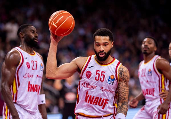David Muenkat (Fitness First Wuerzburg Baskets, 55) Telekom Baskets Bonn - Fitness First Würzburg Baskets 16.05.2026 Basketball, easyCredit Basketball Bundesliga, Playoffs, Viertelfinale Spiel 1, GER, Bonn, Telekom Dome Bonn Copyright: HMBxMedia xMarcoxBader