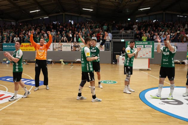 16.05.2026, Handball, Herren, 3. Liga, Saison 2025 2026, Aufstiegsrunde, HG Saarlouis - ASV Hamm-Westfalen, Lars Weissgerber (HG Saarlouis), Marcel Becker (HG Saarlouis), Sven Eberlein (HG Saarlouis), Wladislav Kurotschkin (HG Saarlouis), Philipp Kockler (HG Saarlouis) Saarlouis Stadtgartenhalle Saarland Deutschland (DEU) Copyright: xSebastianxBachx
