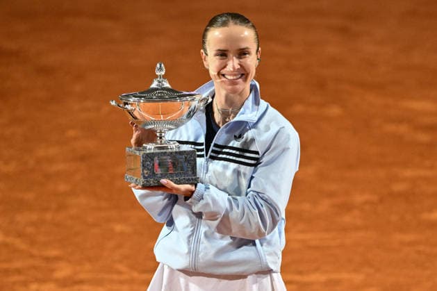 IPA84766029 - Elina Svitolina of Ukraine poses for a photo with the trophy following victory against Coco Gauff of United States in the Women s Singles Final match of the Internazionali BNL d Italia Day Twelve at Foro Italico on May 15, 2026 in Rome, Italy.  Copyright: xDomenicoxCippitelli IPAxSportx xx 84766029
