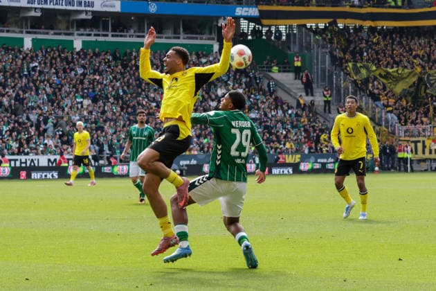 16.05.2026, xgrfx, Fussball 1.Bundesliga, SV Werder Bremen - Borussia Dortmund v.l. Felix Nmecha (Borussia Dortmund), Salim Musah (Werder Bremen) (DFL DFB REGULATIONS PROHIBIT ANY USE OF PHOTOGRAPHS as IMAGE SEQUENCES and or QUASI-VIDEO) Bremen