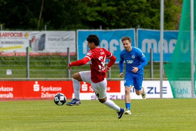 Halim Eroglu (TSG Balingen, 34) TSG Balingen vs. FC Astoria Walldorf, Fussball Oberliga, Saison 2025 2026, 16.05.26 TSG Balingen vs. FC Astoria Walldorf, Fussball, Regionalliga Suedwest, 34. Spieltag, Saison 2025 2026, 16.05.26 Villingen Copyright: xEibner-Pressefoto KirstenxJägerx