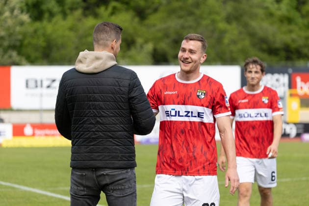 Simon Klostermann (TSG Balingen, 33) TSG Balingen vs. FC Astoria Walldorf, Fussball Oberliga, Saison 2025 2026, 16.05.26 TSG Balingen vs. FC Astoria Walldorf, Fussball, Regionalliga Suedwest, 34. Spieltag, Saison 2025 2026, 16.05.26 Villingen Copyright: xEibner-Pressefoto KirstenxJägerx