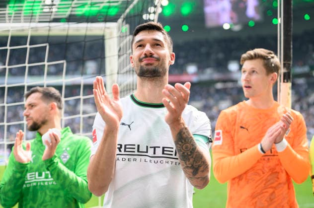 Tim Kleindienst (Bor. Mönchengladbach) klatscht, klatschend, Gestik, Geste. Fussball 1. Bundesliga, 34.Spieltag, Borussia Moenchengladbach - TSG 1899 Hoffenheim 4:0, am 16.05.2026 in Moenchengladbach Deutschland. DFL regulations prohibit any use of photographs as image sequences and or quasi-video Â