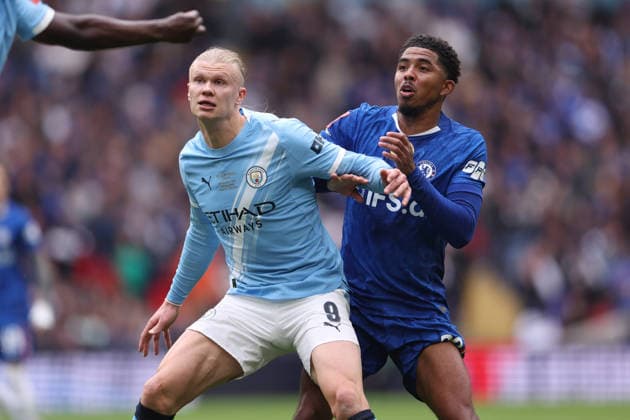 FA Cup Final 2026 16 May 2026, London - Emirates FA Cup Final - Chelsea v Manchester City - Erling Haaland of Manchester City and Wesley Fofana of Chelsea - Photo: Charlotte Wilson Offside. London UK Copyright: xCharlottexWilsonx xOffsidexOffside