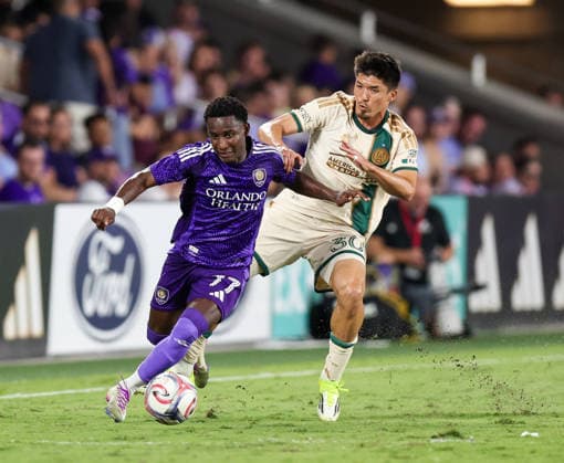 May 16, 2026, U.S.: Orlando City SC midfielder IVoÂN ANGULO (77) and Atlanta United forward CAYMAN TOGASHI (30) battles for the ball. The Orlando City Soccer Club hosted Atlanta United at Inter&Co Stadium in Orlando, FL. MLS, Fussball Herren, USA 2026: Atlanta United FC 1:1 Orlando City Soccer Club  - ZUMAm299 20260516_znp_m299_022 Copyright: xTaylorxMcFeex