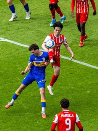FUSSBALL REGIONALLIGA NORDOST 34. SPIELTAG FC CARL ZEISS JENA - FC ROT WEISS ERFURT ** NUR FÜR REDAKTIONELLE ZWECKE ** EDITORIAL USE ONLY **<p>16 05 2026-Jena: Fussball Regionalliga Nordost 34. Spieltag Saison 2025-2026 Ernst-Abbe-Sportfeld FC Carl Zeiss Jena - FC Rot Weiss Erfurt im Foto: Hinata Gonda 34 (FC Rot-Weiß Erfurt) ( Deutschland Thueringen Jena Copyright: SaschaxFromm