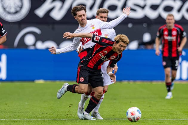 16.05.2026, xovx, Fußball Fußball Bundesliga, Eintracht Frankfurt - VfB Stuttgart v.l. Angelo Stiller (VfB Stuttgart), Maximilian Mittelstädt (VfB Stuttgart), Ritsu Doan (Eintracht Frankfurt) (DFL DFB REGULATIONS PROHIBIT ANY USE OF PHOTOGRAPHS as IMAGE SEQUENCES and or QUASI-VIDEO) emspor Frankfurt