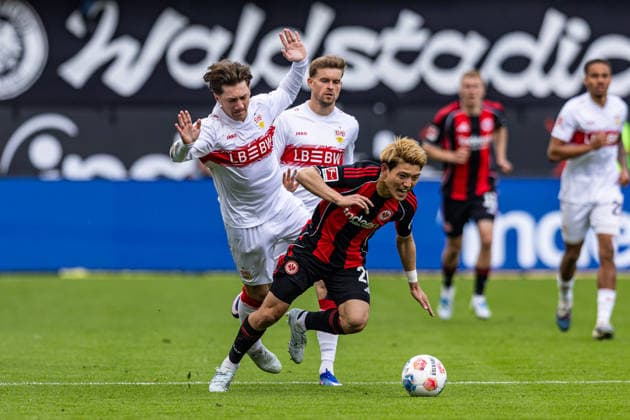 16.05.2026, xovx, Fußball Fußball Bundesliga, Eintracht Frankfurt - VfB Stuttgart v.l. Angelo Stiller (VfB Stuttgart), Maximilian Mittelstädt (VfB Stuttgart), Ritsu Doan (Eintracht Frankfurt) (DFL DFB REGULATIONS PROHIBIT ANY USE OF PHOTOGRAPHS as IMAGE SEQUENCES and or QUASI-VIDEO) emspor Frankfurt
