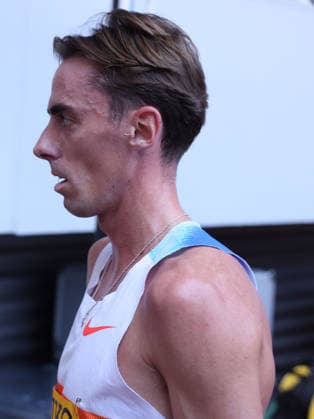 May 17, 2026, Tokyo, Japan: Brian Fay of Ireland looks dejected after the Men s 3000m during the Seiko Golden Gala World Athletics Continental Tour Meeting at National Stadium. Seiko Golden Grand Prix Athletics 2026 Tokyo - 17th May 2026  - ZUMAs197 20260517_aaa_s197_016 Copyright: xBenxBoothx