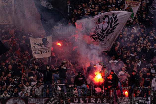 16.05.2026, xovx, Fußball Fußball Bundesliga, Eintracht Frankfurt - VfB Stuttgart Frankfurter Ultras zünden ein ums andere Mal Pyrotechnik im Deutsche Bank Park und verletzen zwei Zuschauer. (DFL DFB REGULATIONS PROHIBIT ANY USE OF PHOTOGRAPHS as IMAGE SEQUENCES and or QUASI-VIDEO) emspor Frankfurt