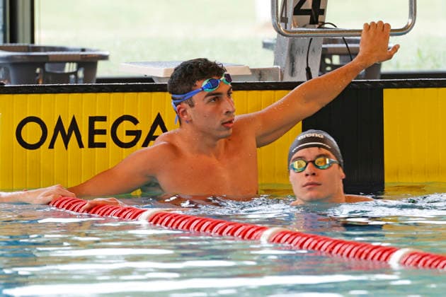 16.05.2026 Schwimmsport 61. Internationales Schwimmfest Nordbad DSW Darmstadt hier WK120 A-Finale 50m Freistil hier im Ziel auf Ergebnisse wartend rechts Niclas Keilmann 2007 SG Frankfurt links Youssef Omran 2005 DSW 1912 Darmstadt Darmstadt Hessen Deutschland