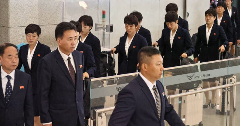 North Korea™s Naegohyang Women™s FC Arrives in South Korea for AWCL Semifinals North Korean soccer club Naegohyang Women s FC team arrives at Incheon International Airpot in Incheon, South Korea, May 17, 2026. The squad arrived in South Korea to compete in the semifinals of the 2025 2026 Asian Football Confederation (AFC) Women™s Champions League (AWCL) from 20-23 May. This marks the first time in eight years that North Korean athletes have visited South Korea for sporting competition since December 2018. Incheon South Korea  Copyright: xMatrixxImagesx xLeexSang-hoonx