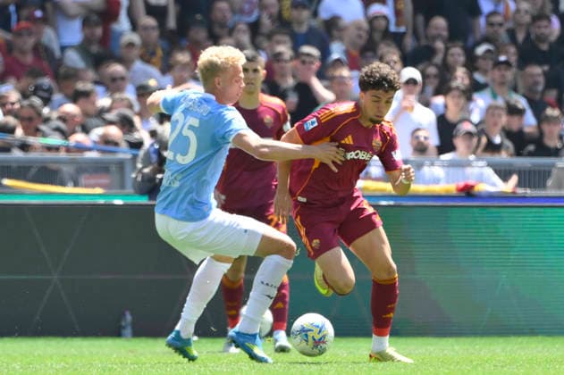 Roma™s Neil El Aynaoui and Lazio™s Oliver Provstgaard during the Serie A Enilive soccer match between AS Roma and SS Lazio at the Rome s Olympic stadium, Italy - Sunday, May 17, 2026. - Soccer.  Copyright: xFabrizioxCorradetti LaPressex
