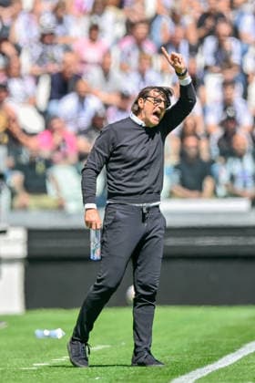 Fiorentina s head coach Paolo Vanoli during the Serie A soccer match between Juventus and Fiorentina at the Allianz Stadium in Turin, Italy - Sunday, May 17, 2026. - Soccer .  Copyright: xTanoxPecoraro LaPressex