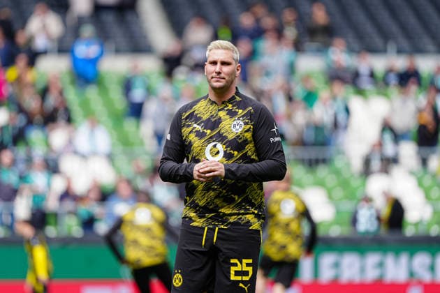 Niklas Süle (Borussia Dortmund, 25) GER, SV Werder Bremen vs. Borussia Dortmund, Fussball, Bundesliga, Spieltag 30, Spielzeit 2025 2026, 16.05.2026 DFL REGULATIONS PROHIBIT ANY USE OF PHOTOGRAPHS AS IMAGE SEQUENCES AND OR QUASI-VIDEO GER, SV Werder Bremen vs. Borussia Dortmund, Fussball, Bundesliga, Spieltag 30, Spielzeit 2025 2026, 16.05.2026 Bremen *** Niklas Süle Borussia Dortmund, 25 GER, SV Werder Bremen vs Borussia Dortmund, Football, Bundesliga, Matchday 30, Season 2025 2026, 16 05 2026 DFL REGULATES PROHIBIT ANY USE OF PHOTOGRAPHS AS IMAGE SEQUENCES AND OR QUASI VIDEO GER, SV Werder Bremen vs Borussia Dortmund, Football, Bundesliga, Matchday 30, Season 2025 2026, 16 05 2026 Bremen Copyright: xEibner-Pressefoto MarcelxvonxFehrnx EP_MFN