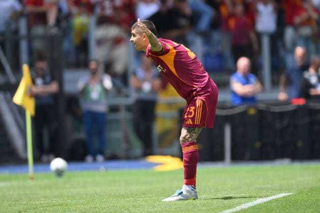 AS Roma v SS Lazio - Serie A ROME, ITALY - MAY 17 : Gianluca Mancini (23) of AS Roma celebrates after a goal during the Italian Serie A soccer match between AS Roma and SS Lazio at Stadio Olimpico on May 17, 2026 in Rome, Italy. Claudio Pasquazi Anadolu Rome Italy. Editorial use only. Please get in touch for any other usage.  Copyright: x2026xAnadoluxClaudioxPasquazix