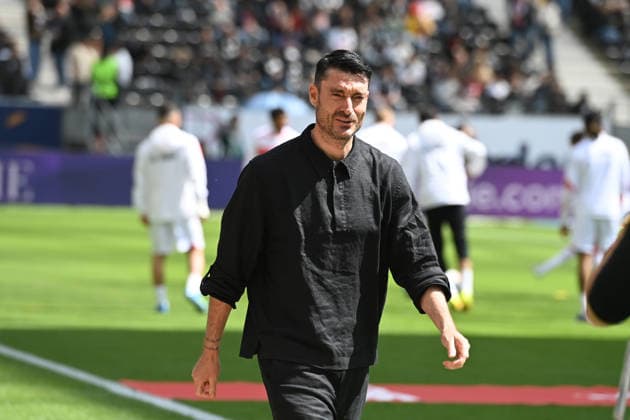 Trainer Albert RIERA (F) Fussball 1. Bundesliga Saison 2025 2026, 34.Spieltag, Spieltag34, matchday34, Eintracht Frankfurt (F) - VfB Stuttgart (S) 2-2 am 16.05.2026 Deutsche Bank Park Frankfurt. DFL regulations prohibit any use of photographs as image sequences and or quasi-video Â *** Coach Albert RIERA F Football 1 Bundesliga Season 2025 2026, 34 Matchday, Matchday34, matchday34, Eintracht Frankfurt F VfB Stuttgart S 2 2 am 16 05 2026 Deutsche Bank Park Frankfurt DFL regulations prohibit any use of photographs as image sequences and or quasi video Â