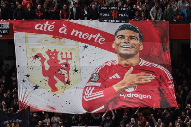 Premier League Manchester United, ManU vs Nottingham Forest Ate a more Casemiro of Manchester United flag during the Premier League match Manchester United vs Nottingham Forest at Old Trafford, Manchester, United Kingdom on 17 May 2026 (Photo by Mark Cosgrove News Images) Manchester Old Trafford Greater Manchester United Kingdom Copyright: xMarkxCosgrove NewsxImagesx