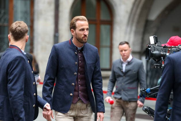 Harry Kane (FC Bayern Muenchen, 09), GER, Empfang des FC Bayern Muenchen im Rathaus und Meisterfeier am Marienplatz, 17.05.2026, GER, Empfang des FC Bayern Muenchen im Rathaus und Meisterfeier am Marienplatz, 17.05.2026 Muenchen Copyright: xEibner-Pressefoto JennixMaulx EP_JML