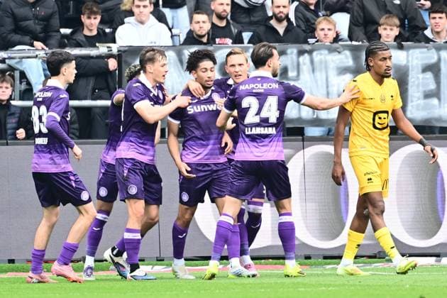 RSC Anderlecht v KV Mechelen - Jupiler Pro League Champions Play-Off ANDERLECHT, BELGIUM - MAY 17 : Saliba Nathan midfielder of RSC Anderlecht celebrates scoring a goal during the Jupiler Pro League Champions Play-Off match between RSC Anderlecht and KV Mechelen on May 17, 2026 in Anderlecht, Belgium, 17 05 2026 Anderlecht Belgium  Copyright: xPeterxDexVoechtx
