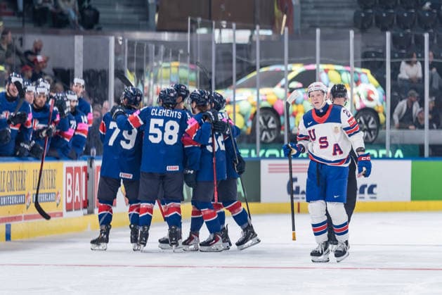 17 05 2026, Zurich, Swiss Life Arena, Ice hockey, Eishockey World Championships: Great Britain - USA, Torjubel Teem Grossbritannien zum 1:1 Zurich Swiss Life Arena Zurich Switzerland Copyright: xJustPictures.ch StefanxEmchx jp-de-StEm-DSC0066820260517