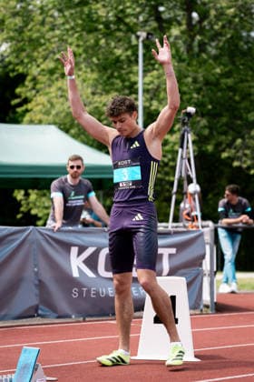 Owe Fischer-Breiholz (Koenigsteiner LV, 300m Huerden Maenner, 3), GER, Leichtathletik, Athletics, Internationales KOST Laeufermeeting, Pliezhausen, 17.05.2026, GER, Leichtathletik, Athletics, Internationales KOST Laeufermeeting, Pliezhausen, 17.05.2026 Pliezhausen Copyright: xStefanxMayerx EP_SMR