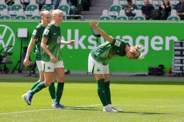 17.05.2026, xgrfx, Fussball Google Pixel Frauen-Bundesliga, VfL Wolfsburg - 1.FC Nürnberg v.l. Tor, Alexandra Popp zum 1:0 (VfL Wolfsburg) (DFL DFB REGULATIONS PROHIBIT ANY USE OF PHOTOGRAPHS as IMAGE SEQUENCES and or QUASI-VIDEO) Wolfsburg