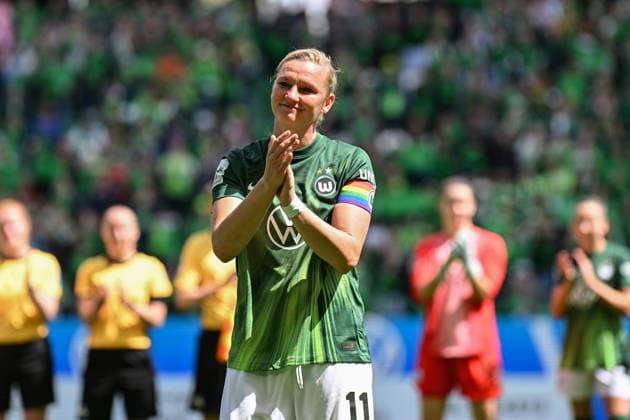 Fußball I Frauen I Saison 2025-2026 I Bundesliga I 26. Spieltag I VfL Wolfsburg - 1. FC Nürnberg I 17.05.2026 Verabschiedung Alexandra Popp (11, VfL Wolfsburg) vor dem Spiel, Abschiedsspiel Freisteller, Nahaufnahme, Porträt, Portrait, Einzelfoto, Einzelbild, Körper Wolfsburg Volkswagen Arena Niedersachsen Deutschland Copyright: xLobeca InesxHähnelx