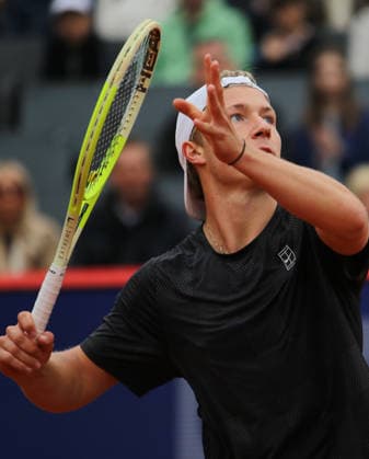 Bitpanda Hamburg Open, ATP, Tennis Herren 500, 2. Runde in der Qualifikation: DTB-Profi Max Schönhaus ballt die Faust nach einem gewonnenen Ballwechsel