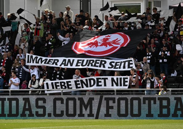 17.05.2026, xsltx, Fussball Google Pixel Frauen-Bundesliga, Eintracht Frankfurt - 1.FC Union Berlin v.l. Stimmungsvolle Kulisse am Brentanobad (DFL DFB REGULATIONS PROHIBIT ANY USE OF PHOTOGRAPHS as IMAGE SEQUENCES and or QUASI-VIDEO)