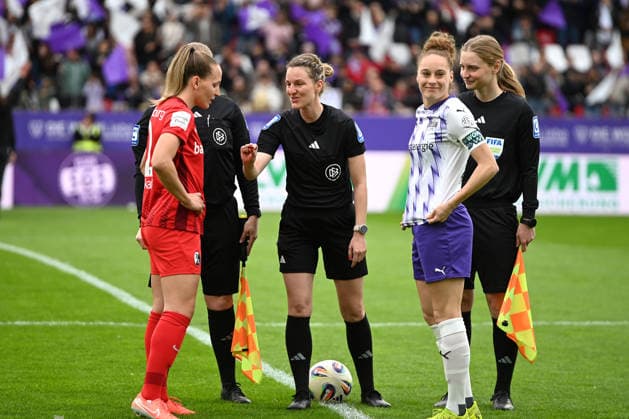 Google Pixel Frauen Bundesliga SGS Essen SC Freiburg 17.05.2026 Google Pixel Frauen Bundesliga, 26. Spieltag, SGS Essen gegen SC Freiburg am 17. Mai 2026 im Stadion an der Hafenstraße, Essen.