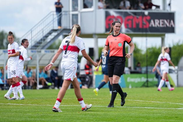 2. Frauen Bundesliga: SC Sand vs. VfB Stuttgart, 17.05.2026 Naemi Breier (Schiedsrichterin) 2. Frauen Bundesliga: SC Sand vs. VfB Stuttgart, Adams Arena SC Sand, 17.05.2026 DFB DFL REGULATIONS PROHIBIT ANY USE OF PHOTOGRAPHS AS IMAGE SEQUENCES AND OR QUASI-VIDEO. Copyright: xBEAUTIFULxSPORTS Boscox