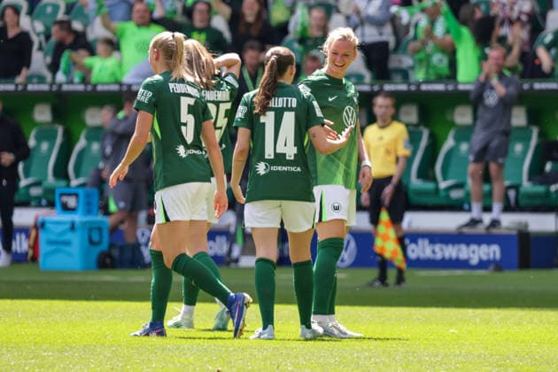 17.05.2026, xgrfx, Fussball Google Pixel Frauen-Bundesliga, VfL Wolfsburg - 1.FC Nürnberg v.l. Tor, Alexandra Popp zum 2:0 (VfL Wolfsburg) (DFL DFB REGULATIONS PROHIBIT ANY USE OF PHOTOGRAPHS as IMAGE SEQUENCES and or QUASI-VIDEO) Wolfsburg